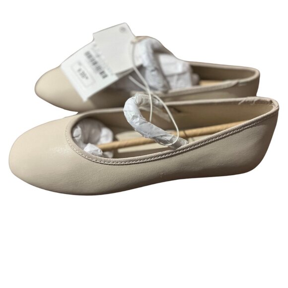 Zara Other - 🌟 Brand New Zara Cream Leather Shoes - Size 31 - With Tags! 🌟